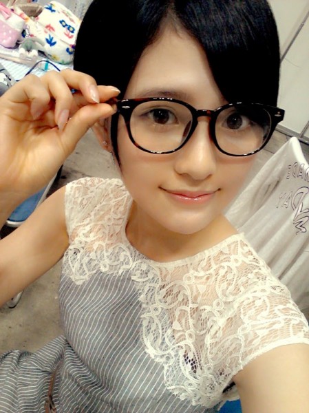 img_Haruka_Kodama_glasses