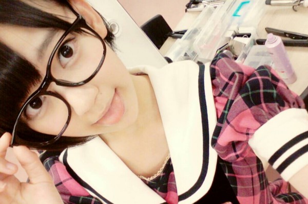 img_Sakura_Miyawaki_glasses
