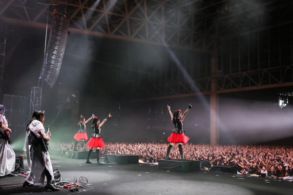 BABYMETAL on Mountain Stage in SUMMER SONIC (TOKYO) 