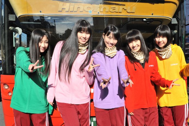 MomoiroCloverZ to release a new album in spring!