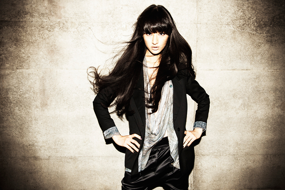 SHISHIDO KAVKA released the MV for her new single “music”