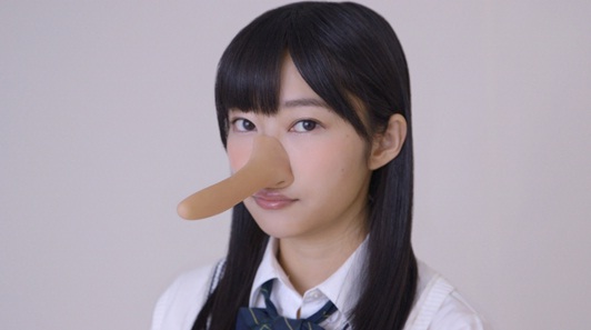 What Happened To Rino Sashihara’s Nose?! HKT48 Perform Magic Tricks In New CM