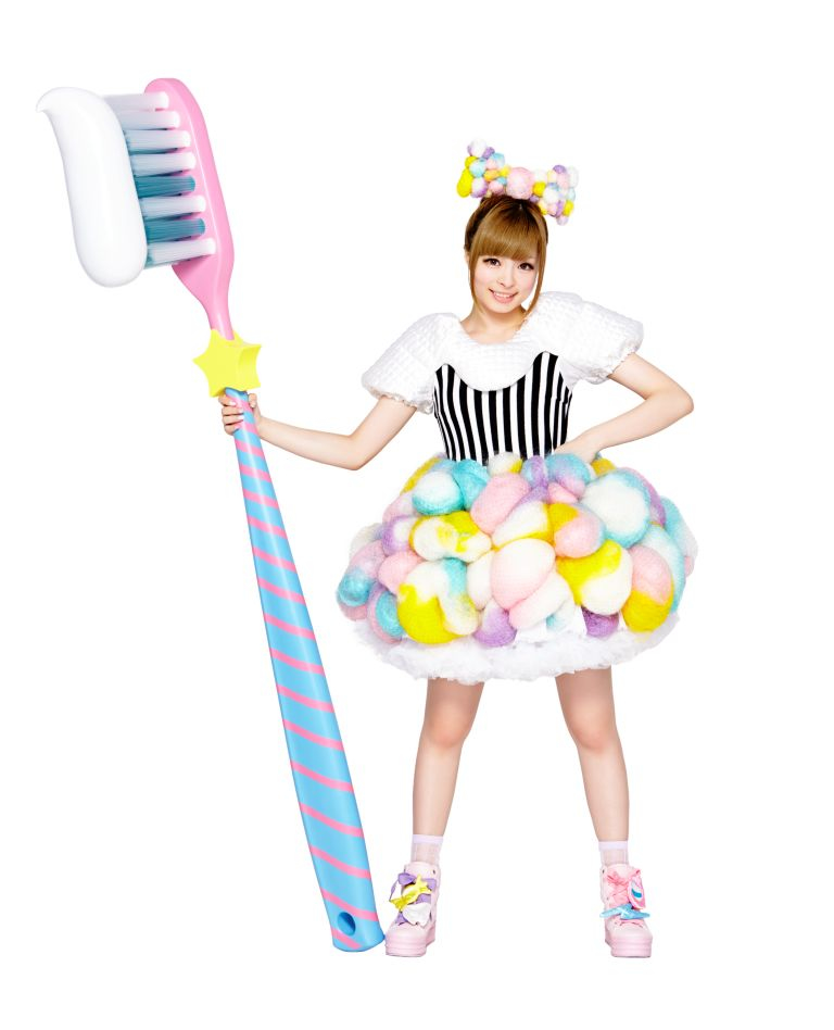 KyaryPamyuPamyu has been Selected as a Model for International Ad Campaign!