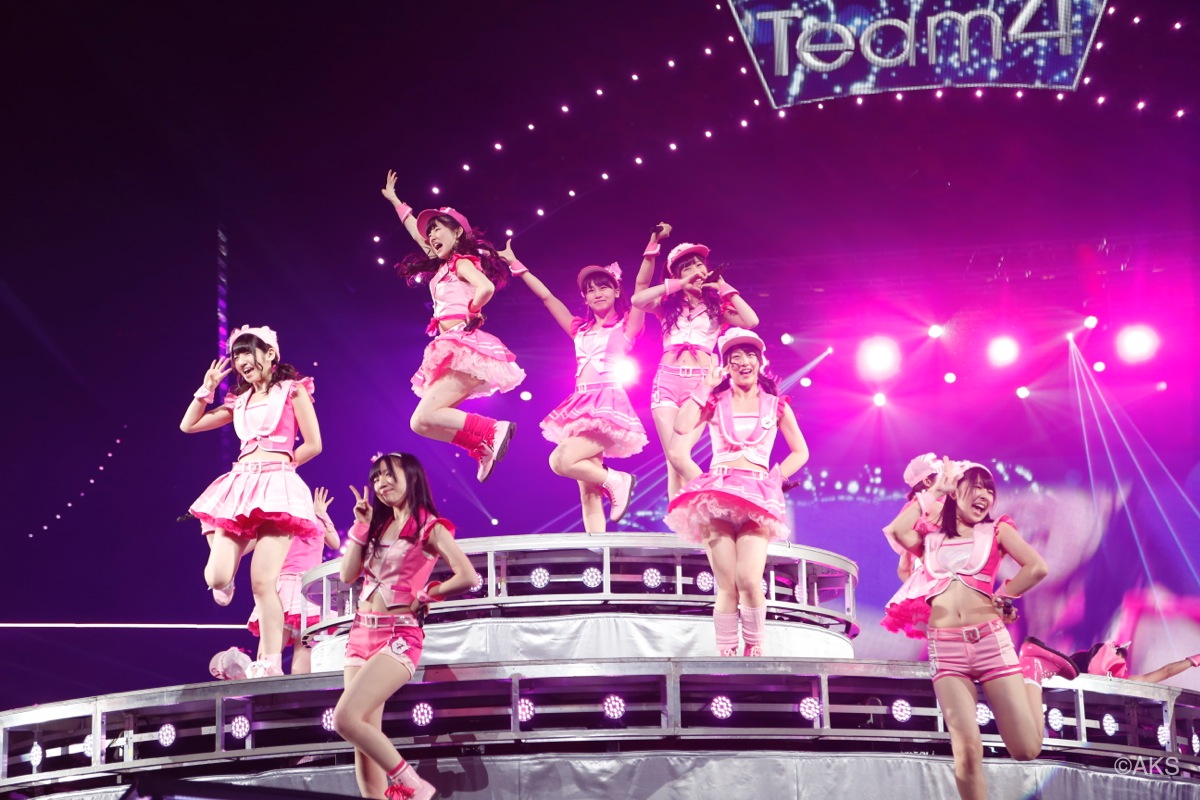 LIVE REPORT : AKB48 Request Hour Set List Best 200