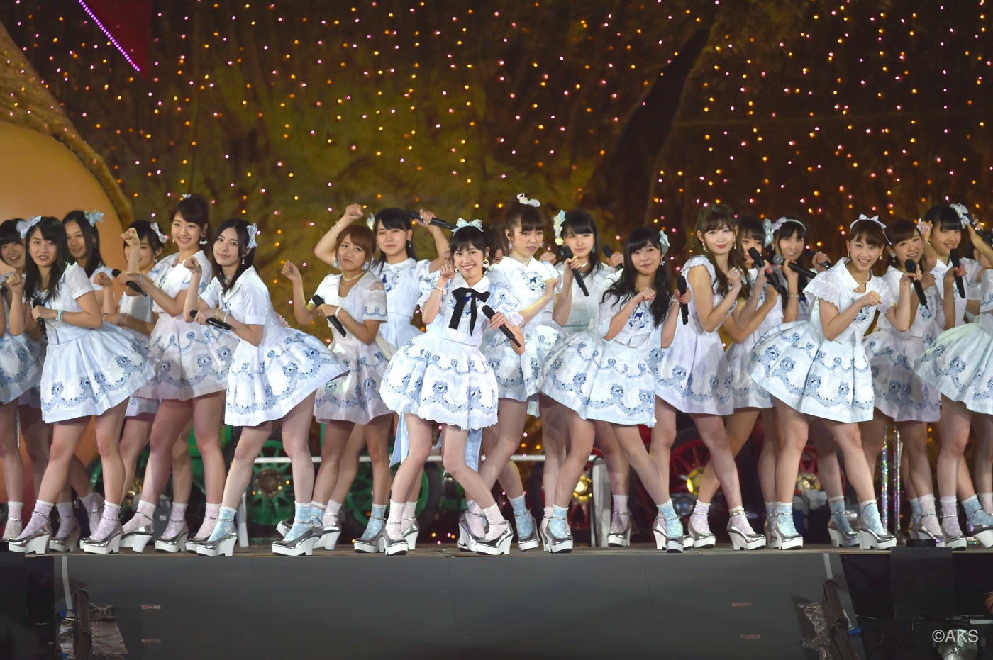 AKB48 Reveals Trailer for New DVD “AKB48 One-man Spring Concert in National Olympic Stadium”