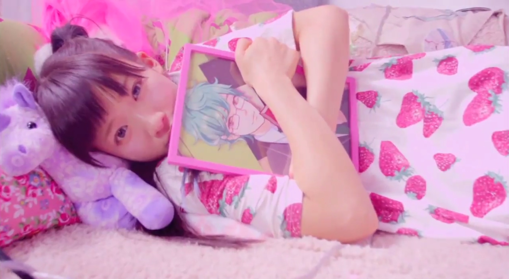 What an adorable MV ever! Shiina Pikarin Reveals the MV for “Real Ria-ju”