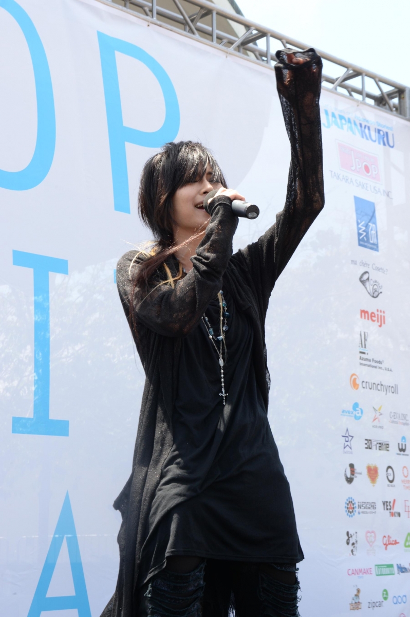 AKIRA Shines at J-POP SUMMIT FESTIVAL 2014!