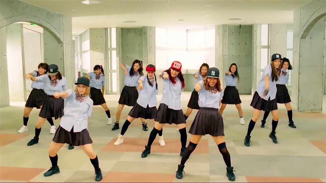 E-girls Reveals a New School Uniform Dance Video for “Highschool ♡ love”