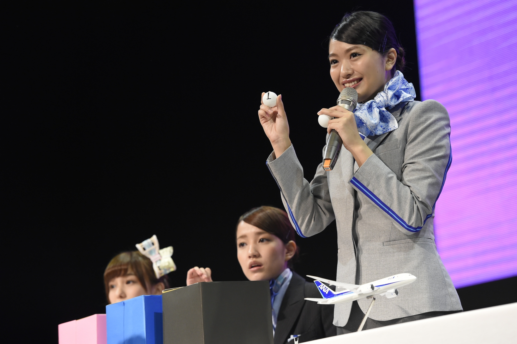 AKB48 Members have the Special Opportunity to Wear Costumes of Flight Attendant in Taipei