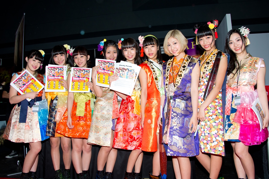 Cheeky Parade Meets Rock Royalty & WWF Champ in New York