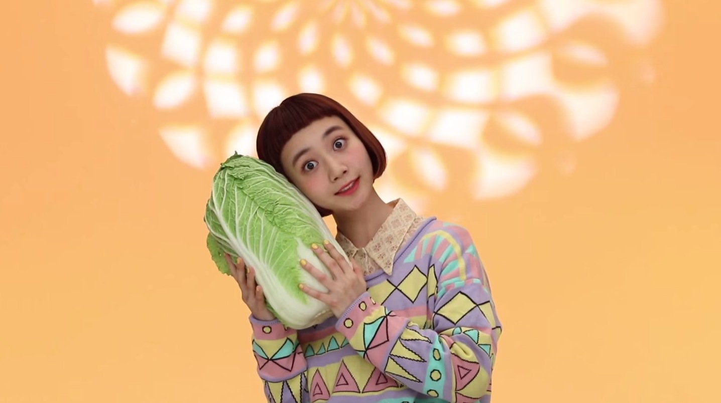Natsume Mito Releases Additional Addictive MVs for Her Debut Song “Maegami Kiri Sugita”