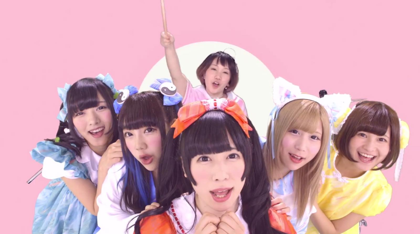Bandjanaimon! Wants to Make You Smile With Their Colorful and Poppy MV for “Kimi no Egao de Sekai ga Yabai”!