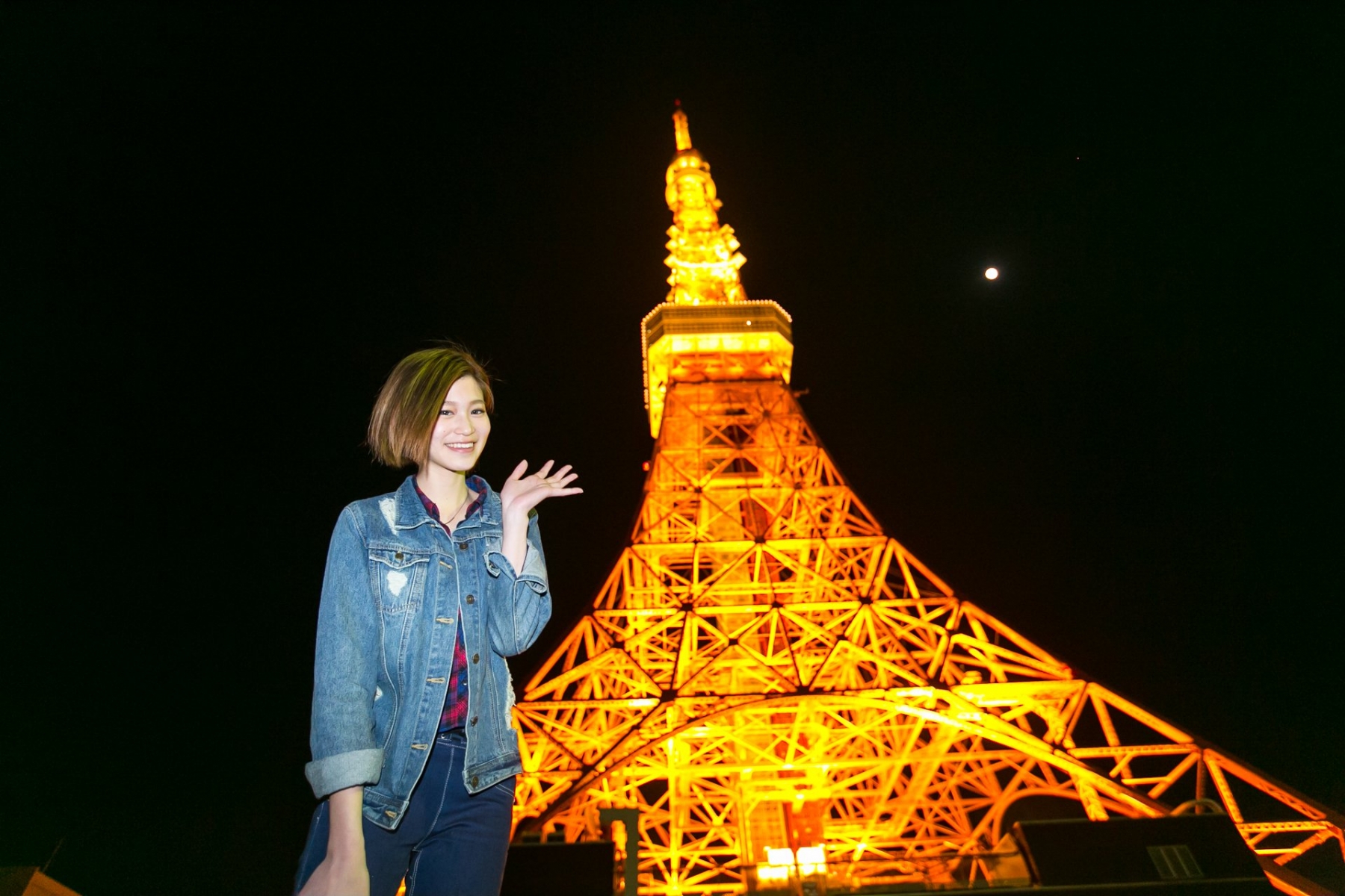 Enjoy the 360 Degrees Beautiful Night View of Tokyo from Tokyo Tower!