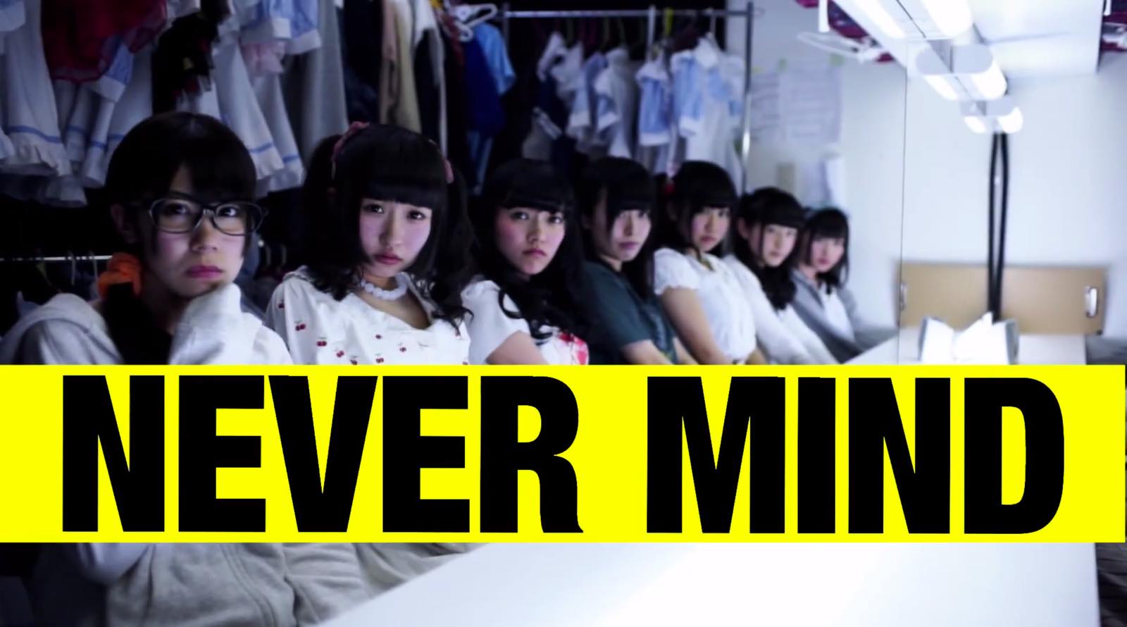 Aoyama☆Saint Hachamecha High School “NEVER MIND” What Others Think as They Run Through the Streets of Akihabara!