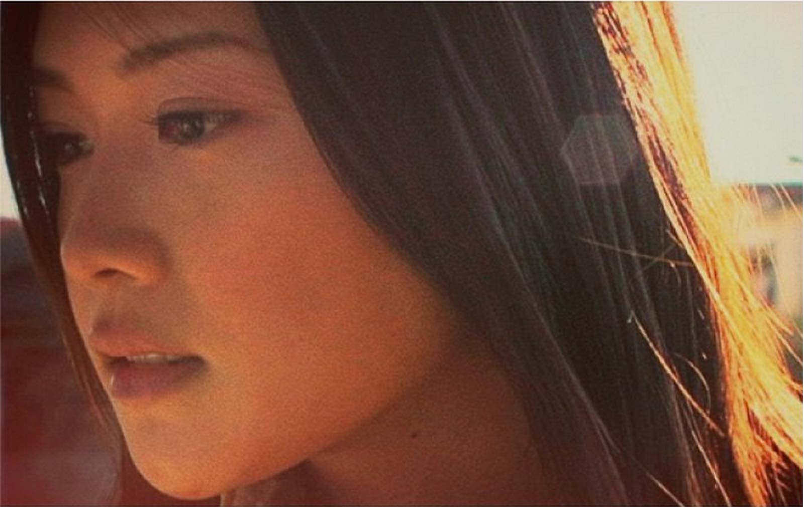 The Must-Have DVD/Blu-ray for Any YUI Fan! “FIND ME YUI Visual Best” Has all the MVs and More!