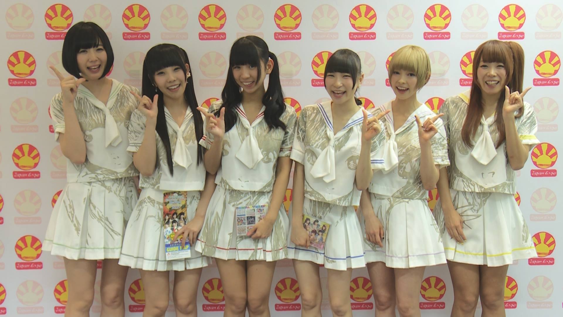 Comment Video from Dempagumi.inc at Japan Expo 2015!