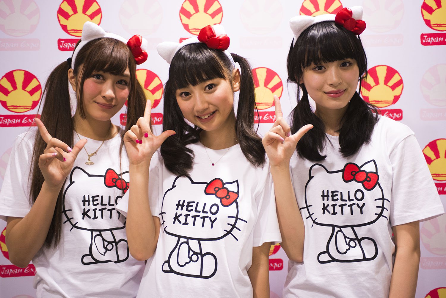 Interview Video of Girls Band Le Lien at Japan Expo 2015 in Paris!