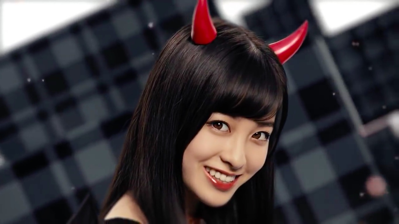 Cute Devil Kanna Hashimoto is Here to Catch Your Heart in Her New CM for Lip Baby Crayon!