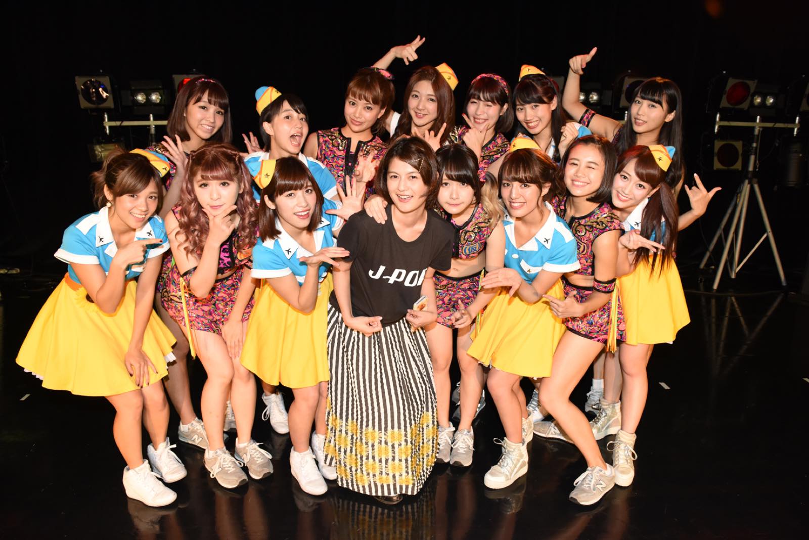 Choreographer Natsumi Takenaka’s Students UPUPGIRLS (KARI) and PASSPO☆ Go Wild in Shinjuku!