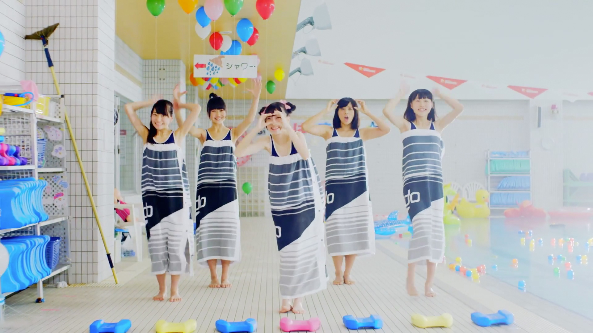Petit PASSPO☆ Frolic Cheerfully and Innocently in their 2nd MV “Zenryoku Swimmer”