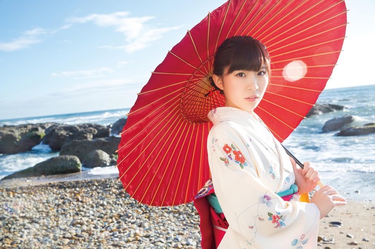 Misaki Iwasa Sings of Heartbreak by the Seashore in the MV for “Gomenne Tokyo”