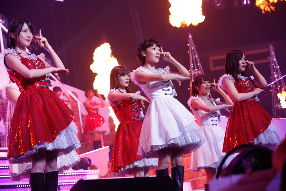 Nogizaka46 Lights Up the Nippon Budokan with a Festive Christmas Live!