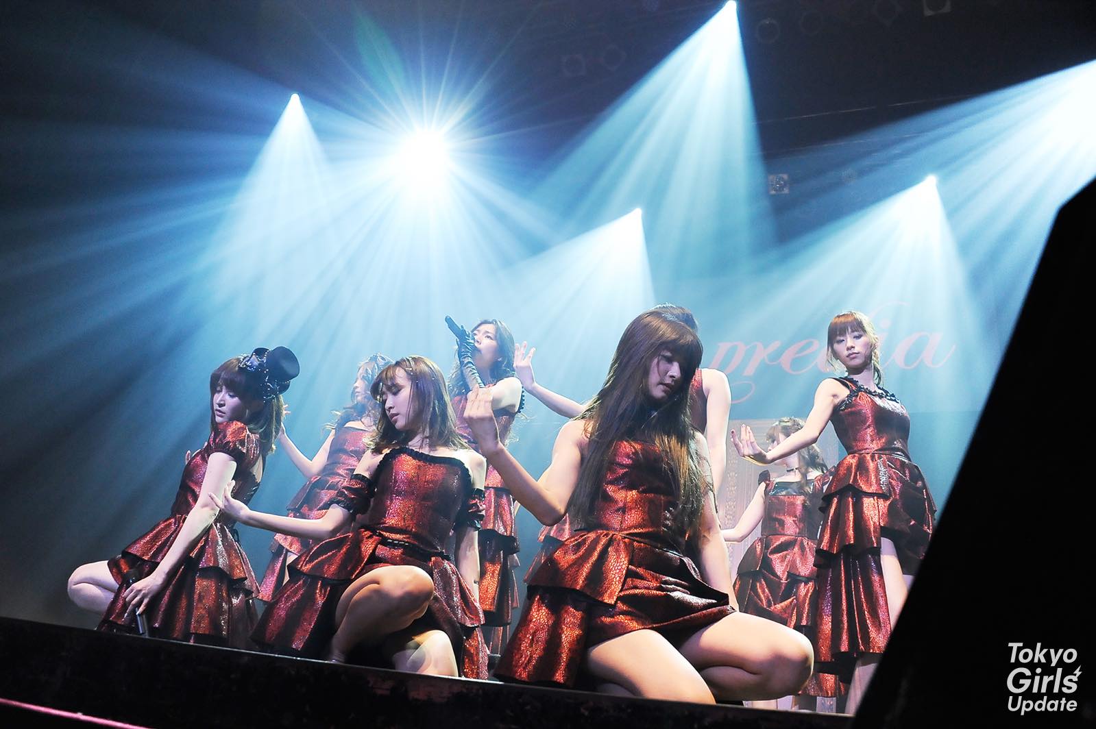Adult Idols predia Celebrate Their 5th Anniversary With a Year-End Party at Zepp Tokyo!