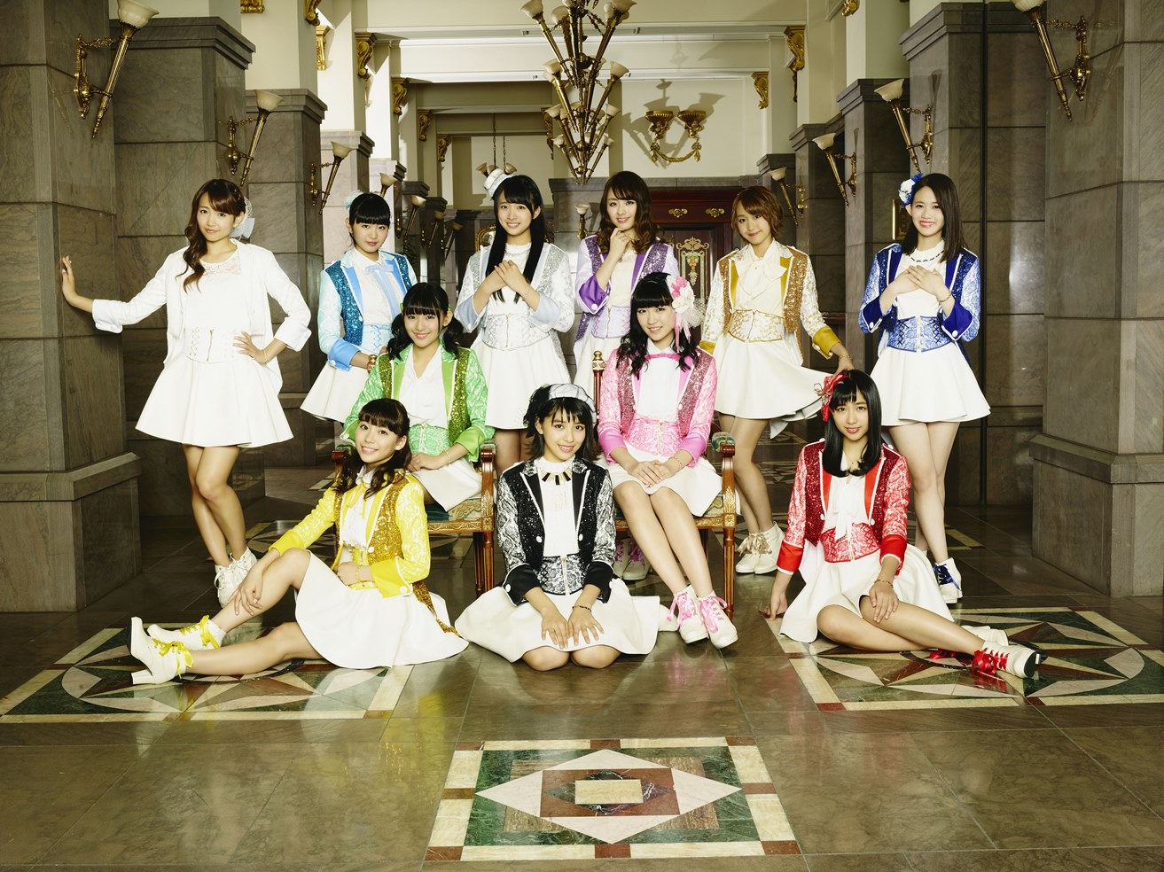 SUPER☆GiRLS Attempt an Escape From the SUPER★CASTLE in the MV for “Karei Naru V!CTORY”