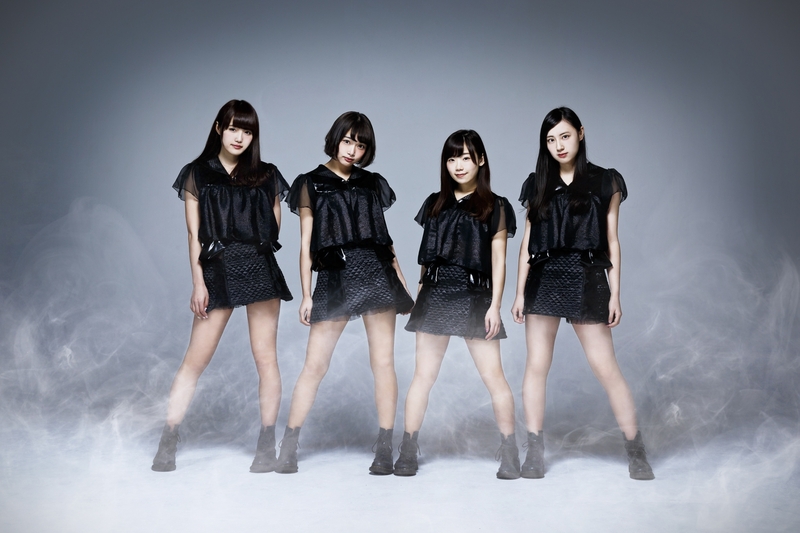 Black and White: PassCode Initiates a New Sequence in the MV for “AXIS”!