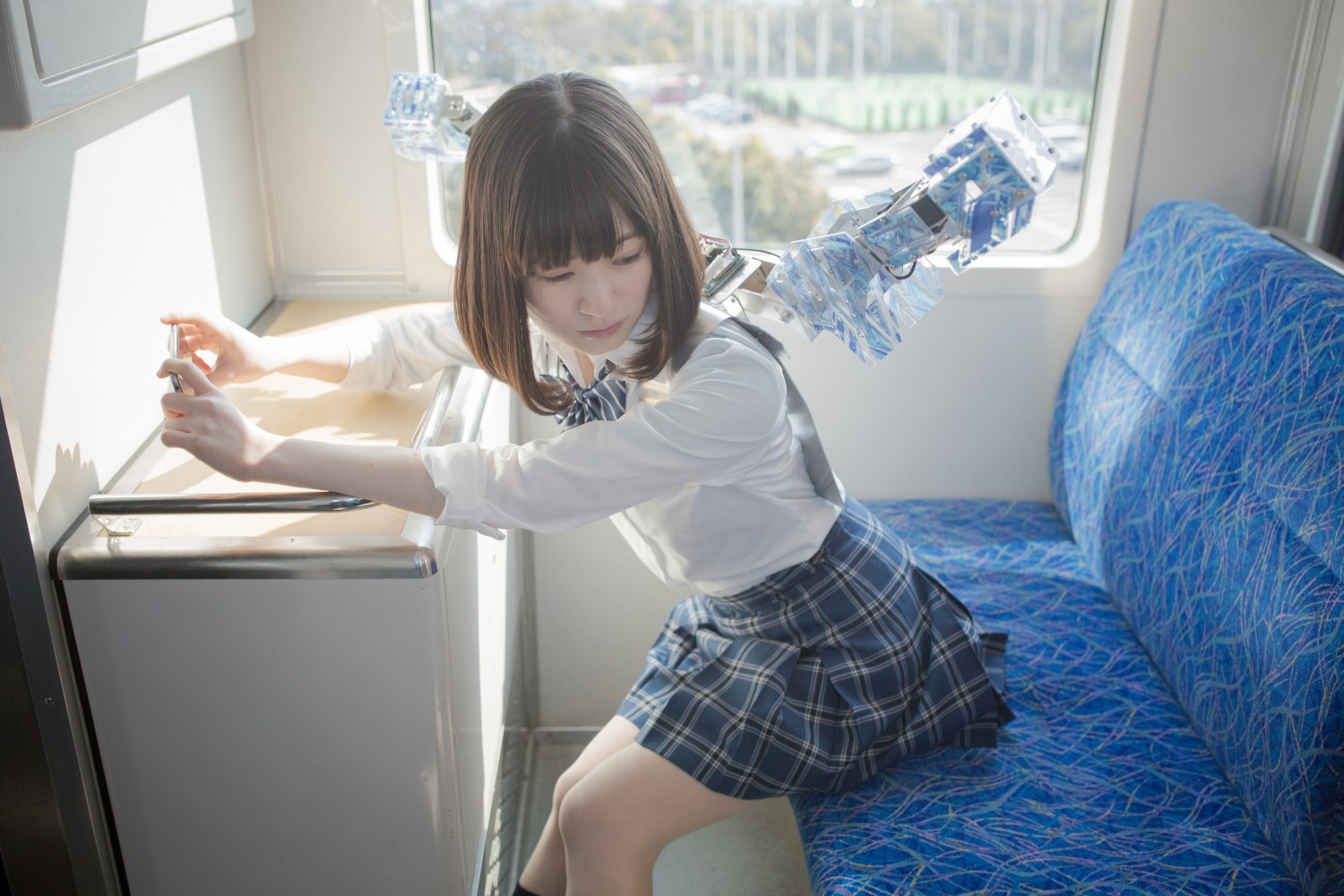 The Future of School Girls’ Fashion is Robots? Kyunkun Unveils New Wearable Robot “METCALF clione”