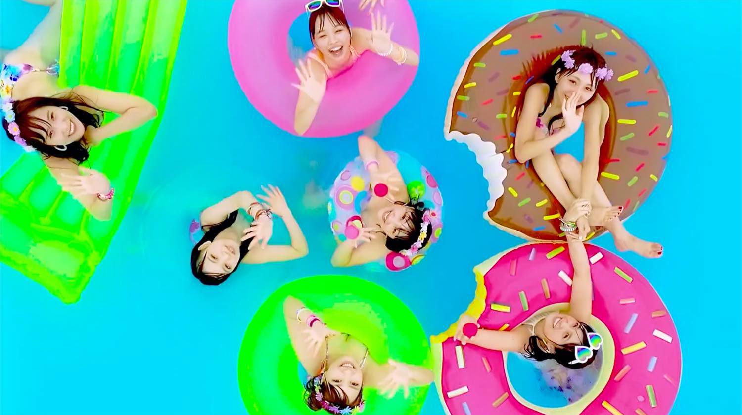 Ocean, Pool, Fireworks, and Lovely☆DOLL! MV For “Mera Mera Summer Time” Revealed!