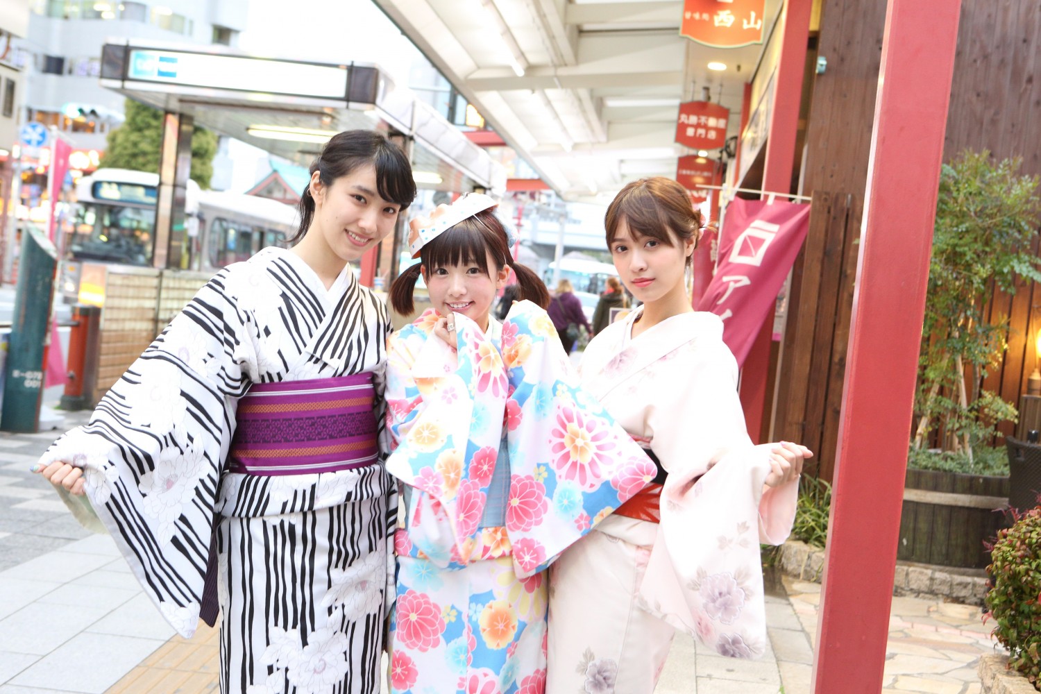 Make the Ordinary Asakusa Tour Even More Enjoyable! Experience Wearing Kimono at KOTO!