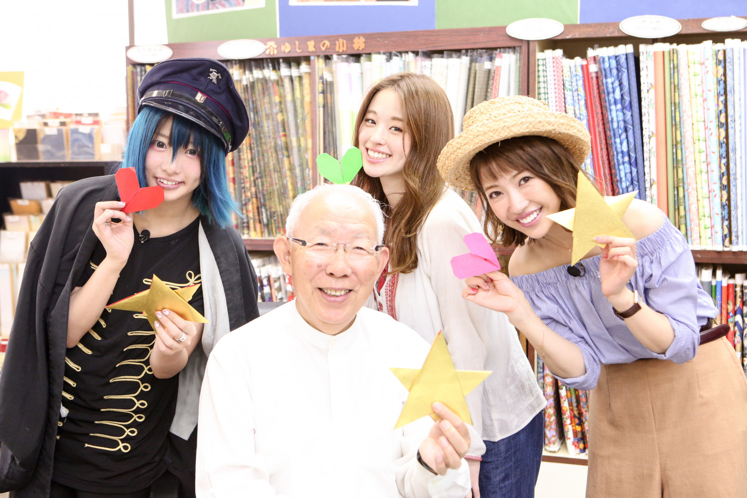 Both Seeing and Experiencing Are Fun! Folding Origami Challenge at “Ochanomizu Origami Kaikan”