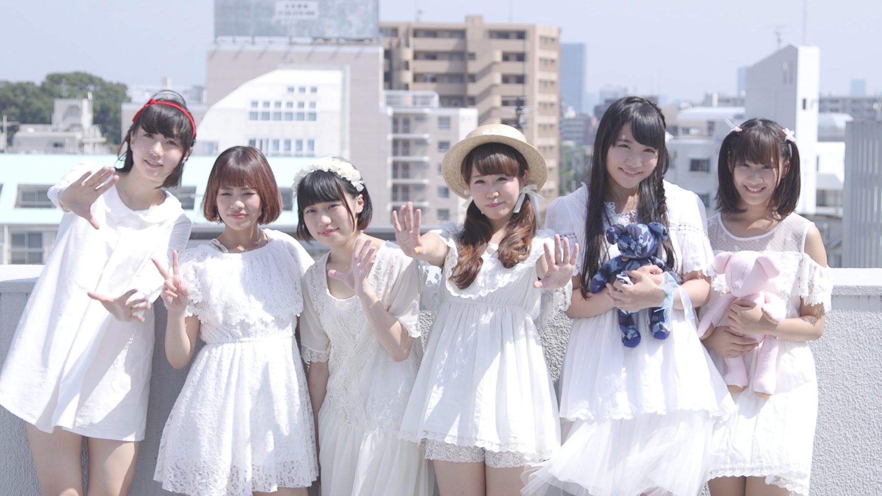 Summer Rocket Lead People to Endless Summer in the MV “Natsu no Triangle”!