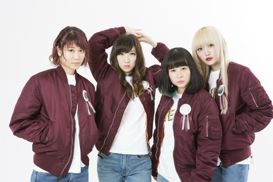 BILLIE IDLE® Pay Tribute to the Past With the MV for “BYE-BYE”!