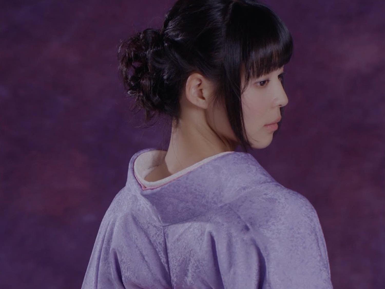 Yufu Terashima Makes Enka Debut in the MV for “Shūten, Wa・Ta・Shi”!