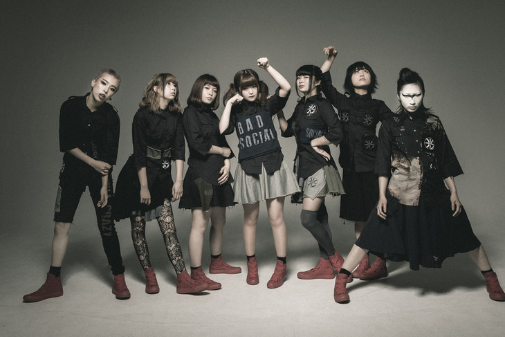 BiS Attack in Black With the MV for “SOCiALiSM”!