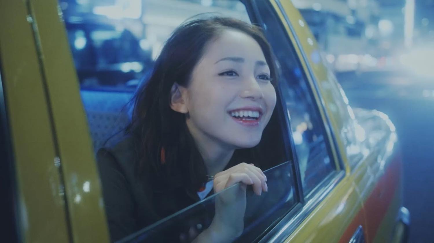 You Kikkawa Takes a Taxi Towards a New Direction in the MV for “Sayonara, Standard”!