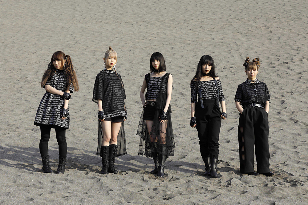 No More Tears! Q’ulle Keep Moving Forward in the MV for “DRY AI”!
