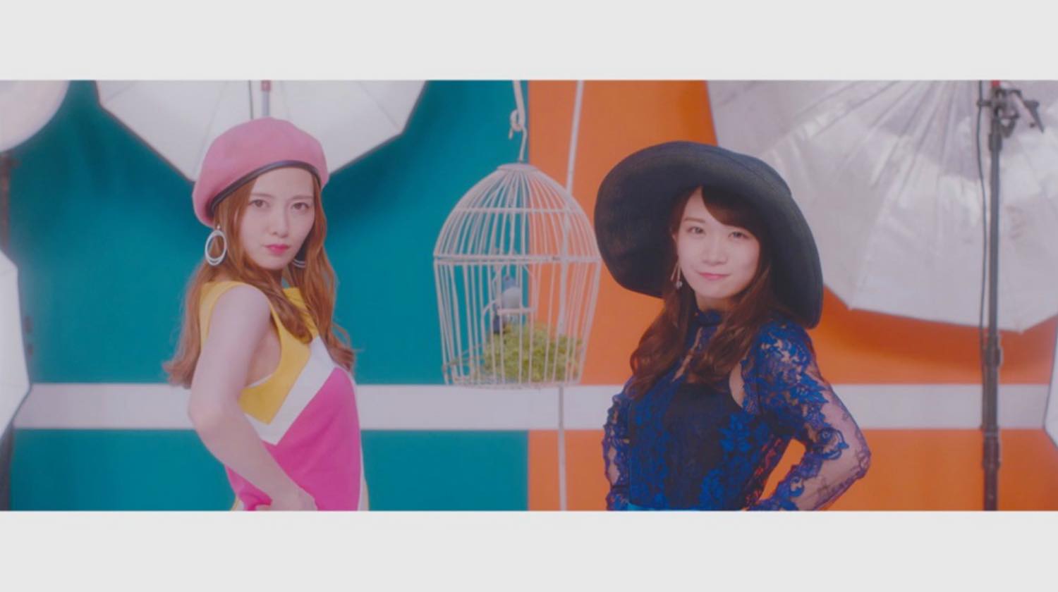 Mai Shiraishi and Manatsu Akimoto (Nogizaka46) Attempt to Break World Records in the MV for “Maa Iika?”