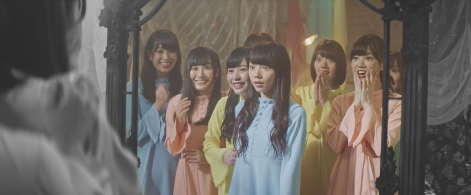 Hiragana Keyaki (Keyakizaka46) Let Their True Colors Shine Through in the MV for “Soredemo Aruiteru”!