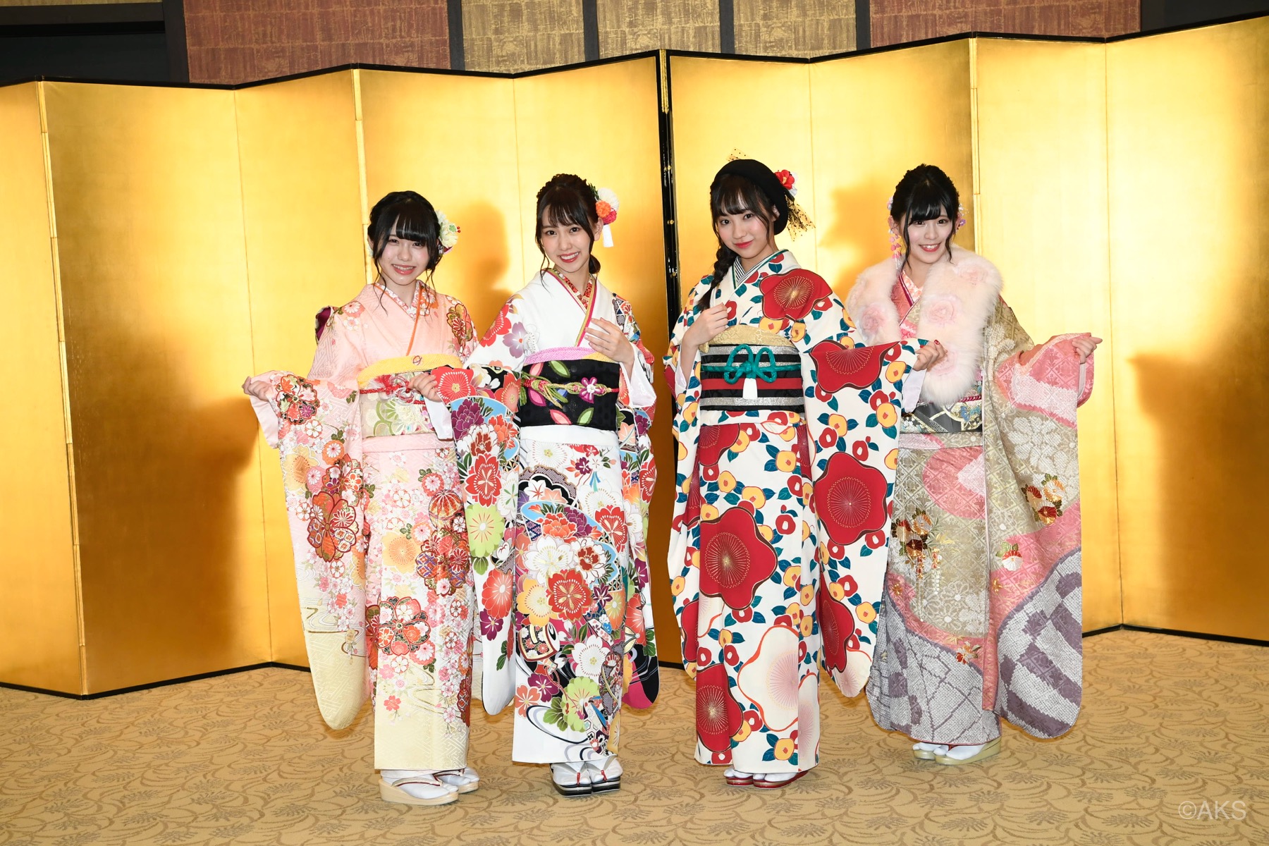 SKE48(left to right)：Kaho Sato(SKE48 team E),Haruka Kumazaki(SKE48 team E),Yuzuki Hidaka(SKE48 team KⅡ),Miku Okada(SKE48 kenkyusei)