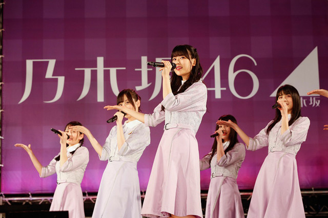 Nogizaka46 Takes Over Not Only One, but Two Stages for Birthday Live