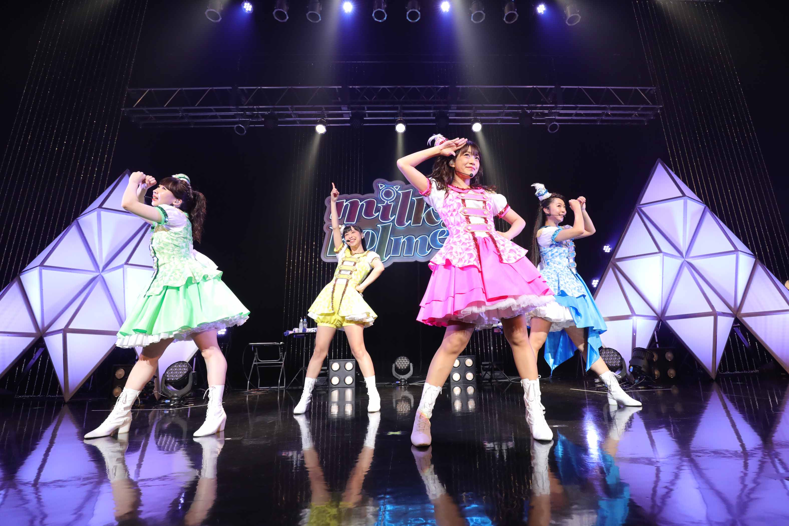Last Sprint Towards the Final Show: Milky Holmes Road to Final in OSAKA!