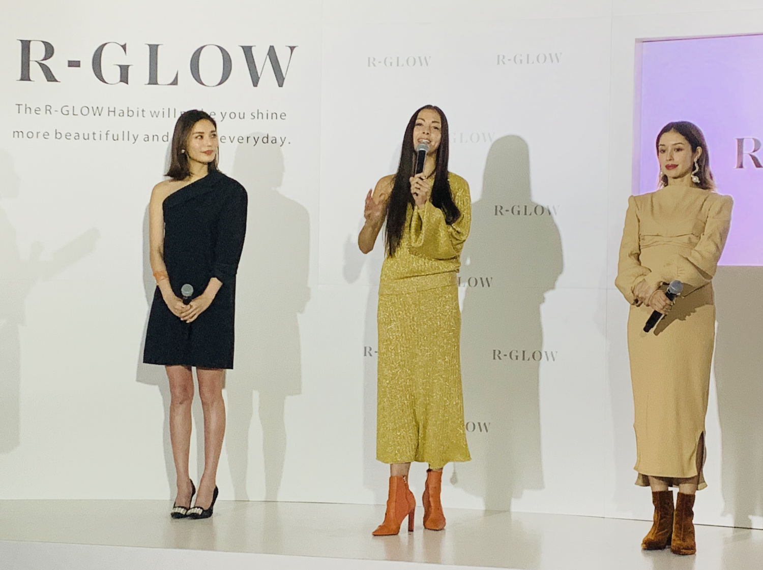 Fashion] Live Your Life and Shine Doing What You Love! Anna Tsuchiya  Recommends R-GLOW SHAMPOO, a Handy Item for Mothers, Japanese kawaii idol  music culture news